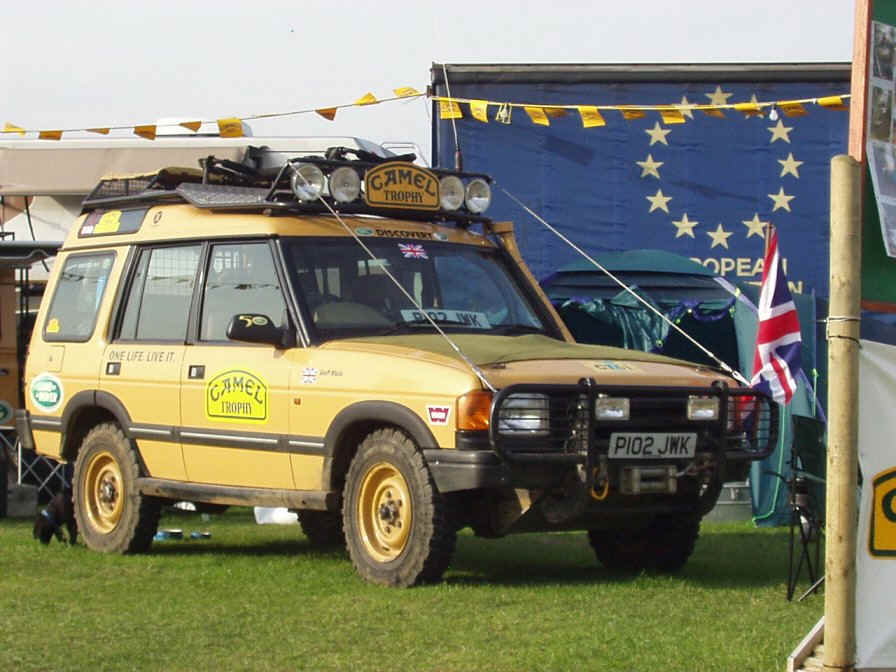 Robin's Land Rover bit At the Camel Trophy stand LRO 2002